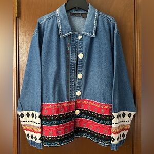VINTAGE EMBROIDERED & EMBELLISHED
NEW DIRECTIONS DENIM JACKET 
SIZE LARGE